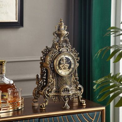 European Vintage Luxury Table Clock