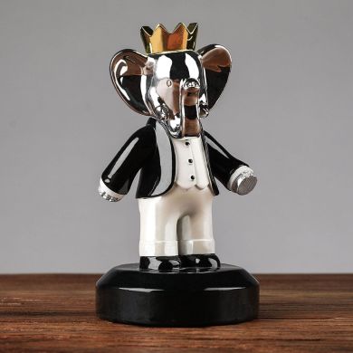 Elephant Showman