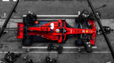 Formula 1 Ferrari Pit Stop Canvas Art - Image 4