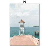 Daedalus Designs - Hungary Budapest Resort Gallery Wall Canvas Art - Review