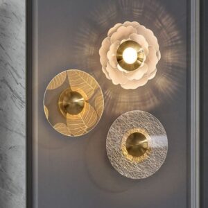 Daedalus Designs - Flower & Leaf Pattern LED Wall Lamp - Review
