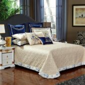 Daedalus Designs - Blue Jacquard Luxury Bedding Set - Review