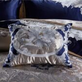 Daedalus Designs - Blue Drassilberry Silk Luxury Jacquard Duvet Cover Set - Review