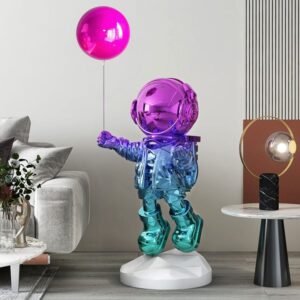 Daedalus Designs - Large Size Moon Balloon Astronaut Statue - Review