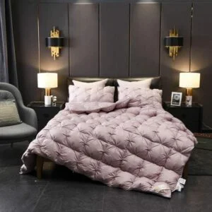 Daedalus Designs - Kensington Luxurious 100% Goose Down Comforter - Review