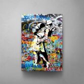 Daedalus Designs - Banksy World War End Kiss Graffiti Wall Art - Review