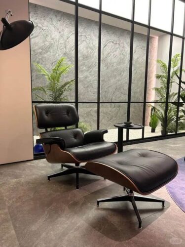 Click to view full screen Eames Lounge Chair - Customer Review Image