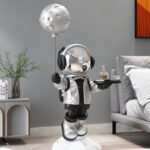 Large Size Moon Balloon Astronaut Statue