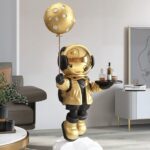 Large Size Moon Balloon Astronaut Statue