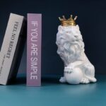 Crown Lion Ornament Sculpture