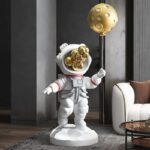 Life-Size Balloon Head Astronaut Statue