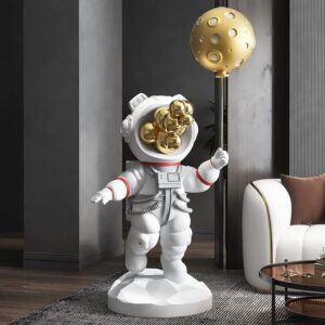 Life-Size Balloon Head Astronaut Statue