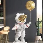 Life-Size Balloon Head Astronaut Statue