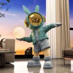 Throwing Moon Astronaut Night Light Statue