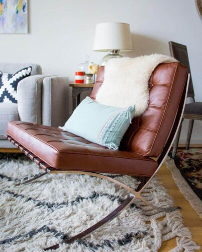 Barcelona Chair and Ottoman Replica | Mies van der Rohe Design photo review