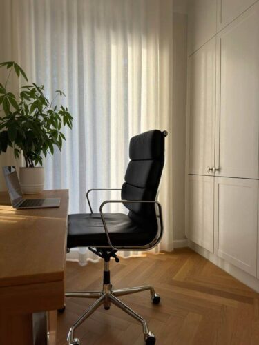 Eames Soft Pad Office Chair | Top Grain Leather photo review
